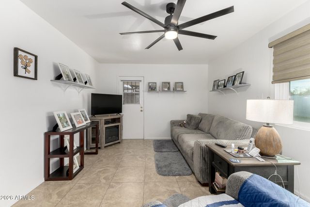 3117 W BETHANY HOME Road, Phoenix, AZ 85017