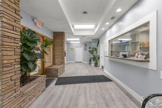 10801 W Warren Avenue, Dearborn, MI 48126