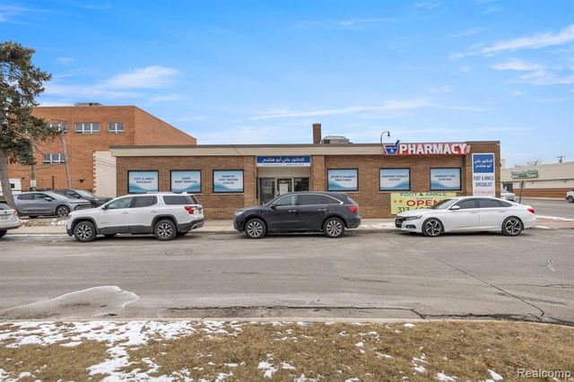 10801 W Warren Avenue, Dearborn, MI 48126