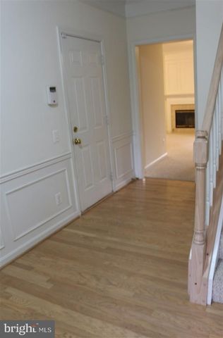 7507 LAMOYNE CT, Alexandria, VA 22315
