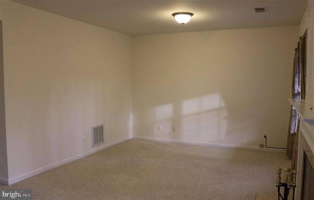 7507 LAMOYNE CT, Alexandria, VA 22315