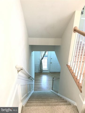 7507 LAMOYNE CT, Alexandria, VA 22315