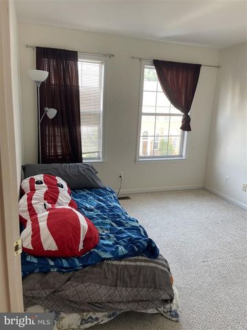 7507 LAMOYNE CT, Alexandria, VA 22315