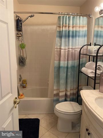 7507 LAMOYNE CT, Alexandria, VA 22315