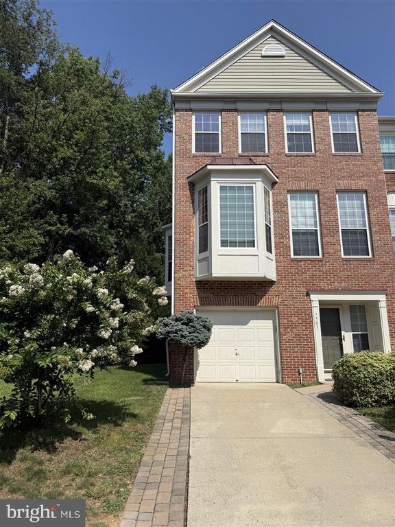 7507 LAMOYNE CT, Alexandria, VA 22315