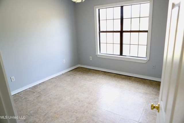 6157 Road 541, Kiln, MS 39556