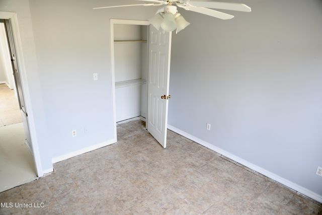 6157 Road 541, Kiln, MS 39556