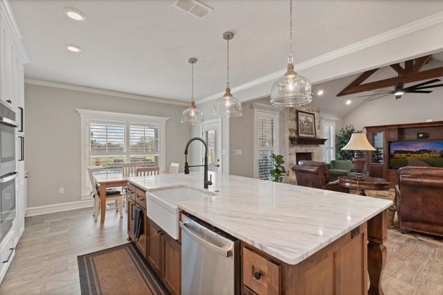 120 Affirmed Ave, Longview, TX 75602