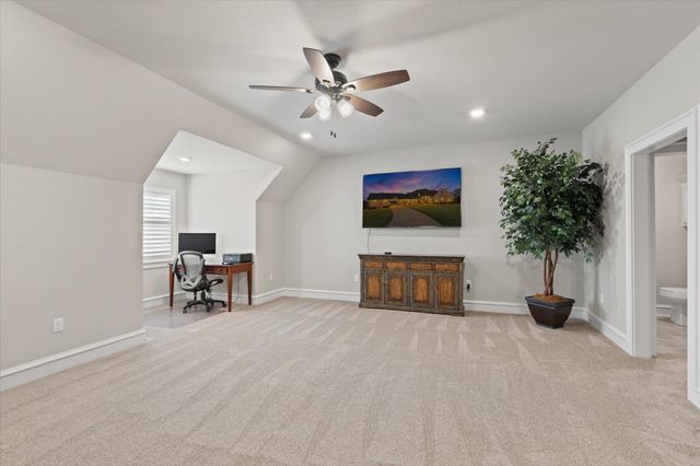 120 Affirmed Ave, Longview, TX 75602