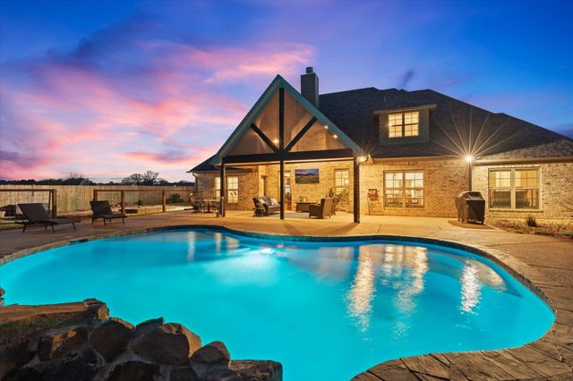 120 Affirmed Ave, Longview, TX 75602