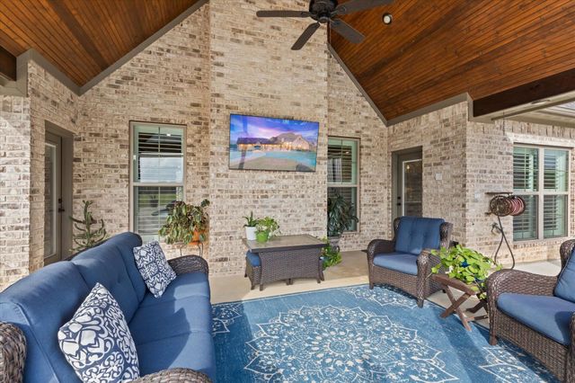 120 Affirmed Ave, Longview, TX 75602