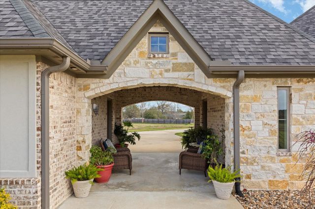 120 Affirmed Ave, Longview, TX 75602