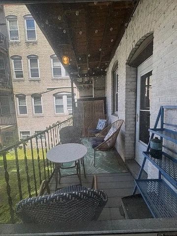 30 Chiswick Rd 2, Boston, MA 02135