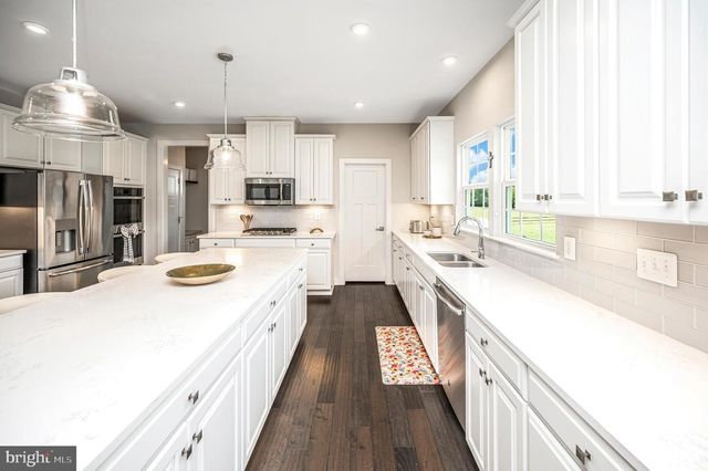 7918 CONTINENTAL CT, Fredericksburg, VA 22407