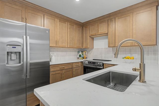 142 Hearthstone Manor Cir, Brentwood, TN 37027