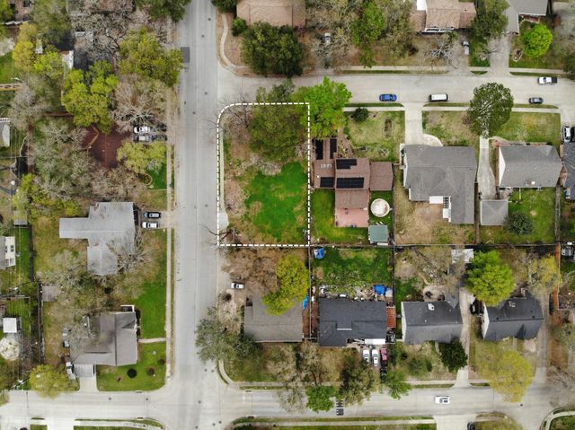 10525 Moorberry Lane, Houston, TX 77043