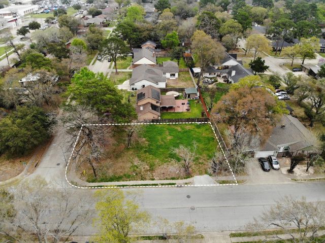 10525 Moorberry Lane, Houston, TX 77043