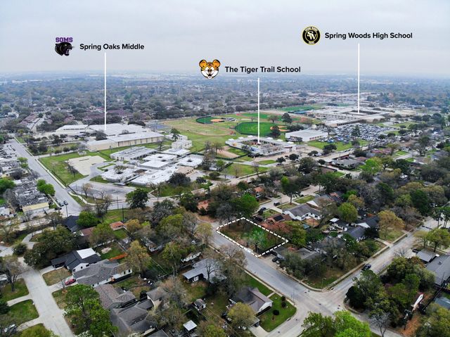 10525 Moorberry Lane, Houston, TX 77043