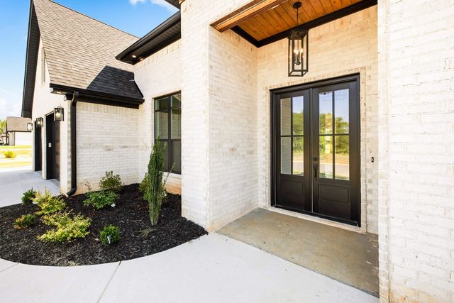 6126 Majestic Waters Drive, Alexander, AR 72002