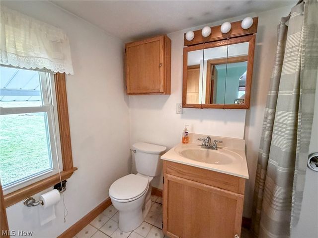 4453 Herner County Line Road, Southington, OH 44470