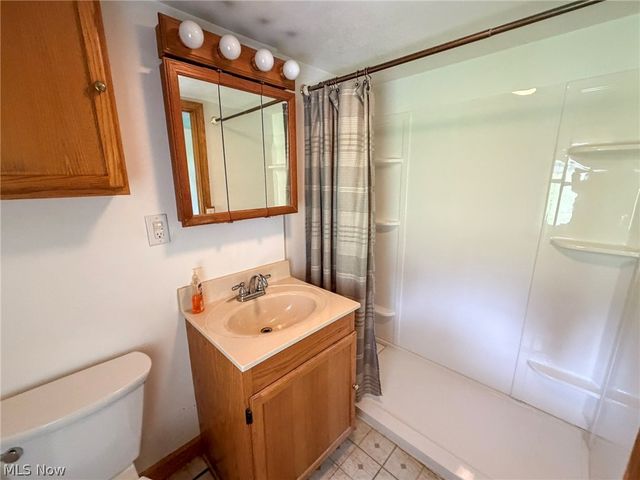 4453 Herner County Line Road, Southington, OH 44470
