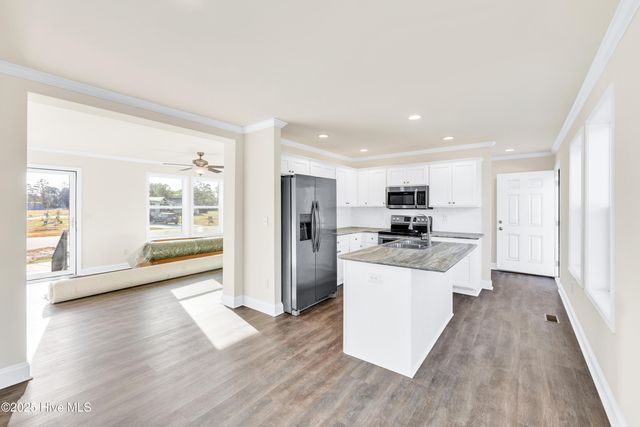 852 Yaupon Drive SW, Calabash, NC 28467