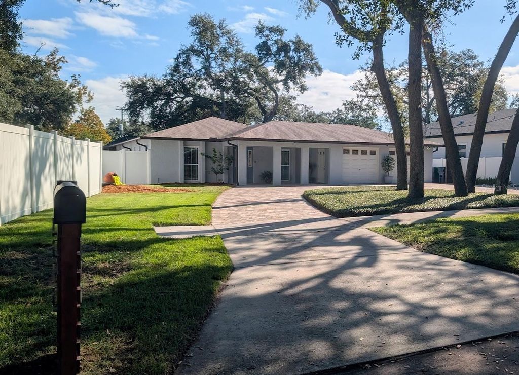 6212 S MAIN AVENUE, Tampa, FL 33611