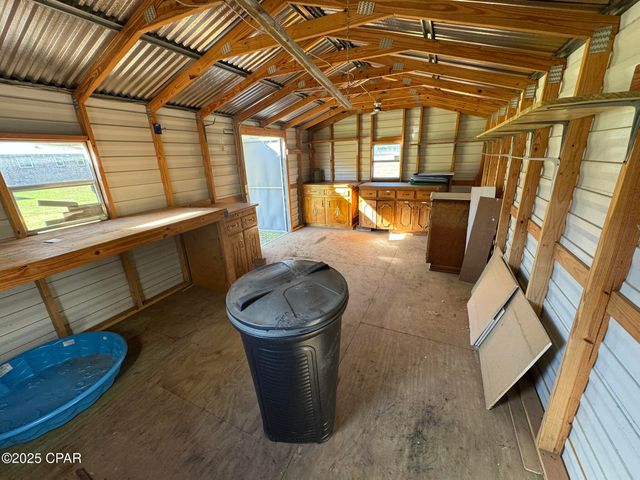 8126 Adams Street, Sneads, FL 32460