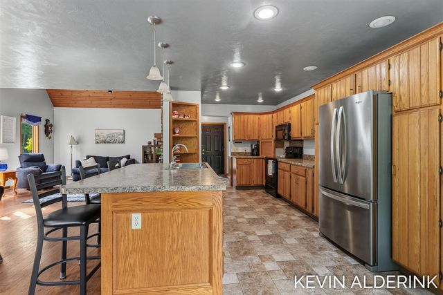8959 Ottogan Street, Holland, MI 49423