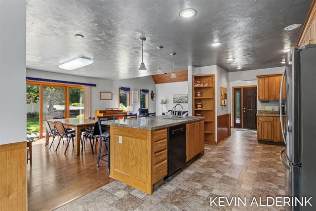 8959 Ottogan Street, Holland, MI 49423