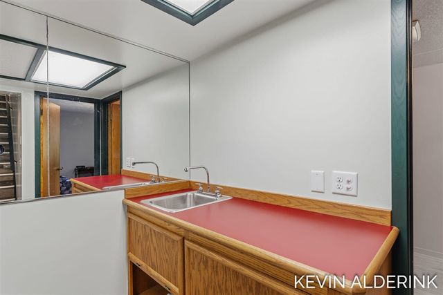 8959 Ottogan Street, Holland, MI 49423
