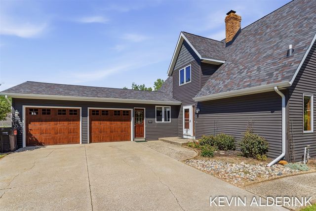 8959 Ottogan Street, Holland, MI 49423