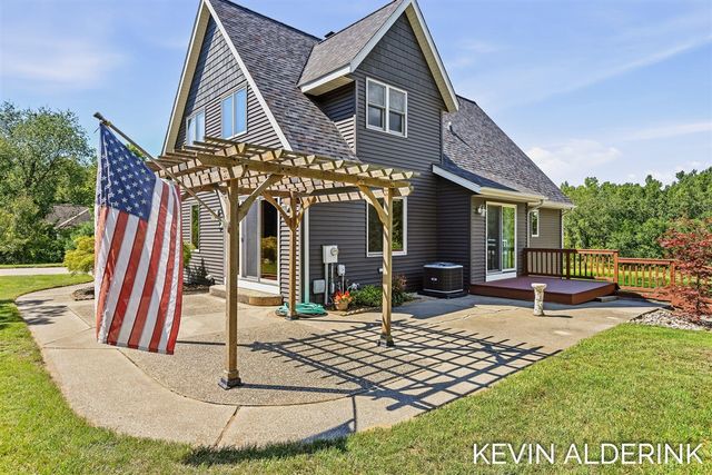 8959 Ottogan Street, Holland, MI 49423