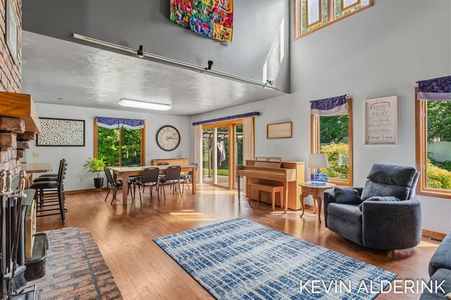 8959 Ottogan Street, Holland, MI 49423