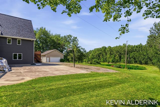 8959 Ottogan Street, Holland, MI 49423
