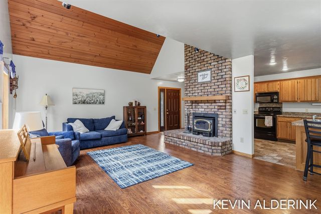 8959 Ottogan Street, Holland, MI 49423