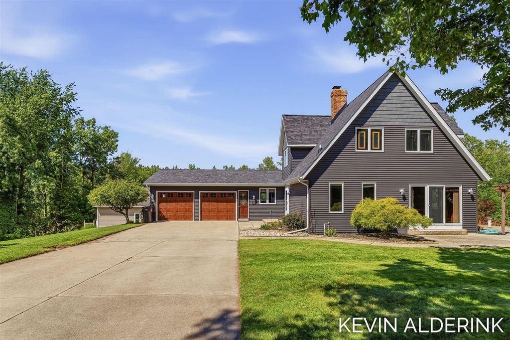 8959 Ottogan Street, Holland, MI 49423