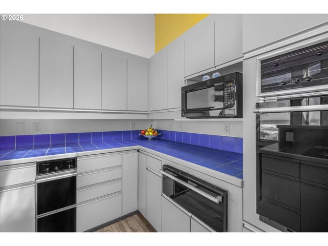 275 SALISHAN Dr, Gleneden Beach, OR 97388