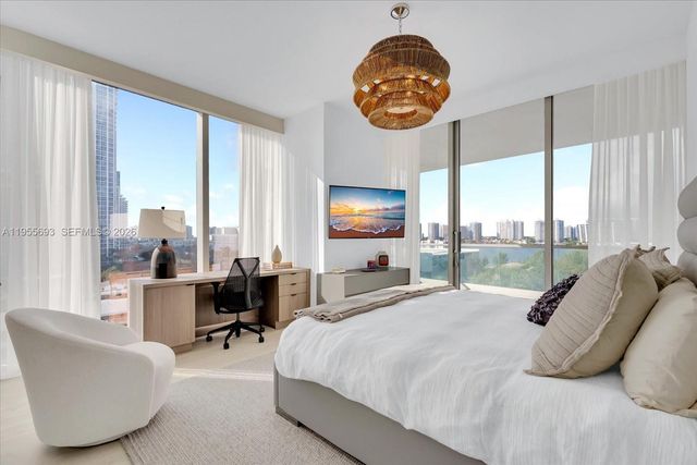 18501 Collins Ave 704, Sunny Isles Beach, FL 33160