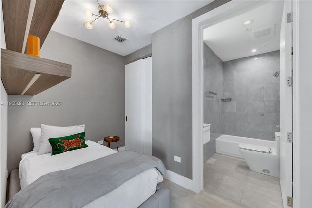 18501 Collins Ave 704, Sunny Isles Beach, FL 33160