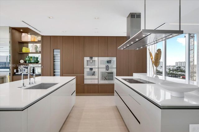 18501 Collins Ave 704, Sunny Isles Beach, FL 33160