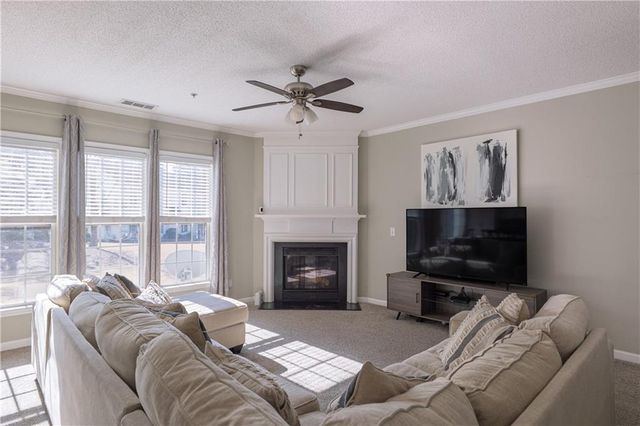 175 Regent Place, Woodstock, GA 30188