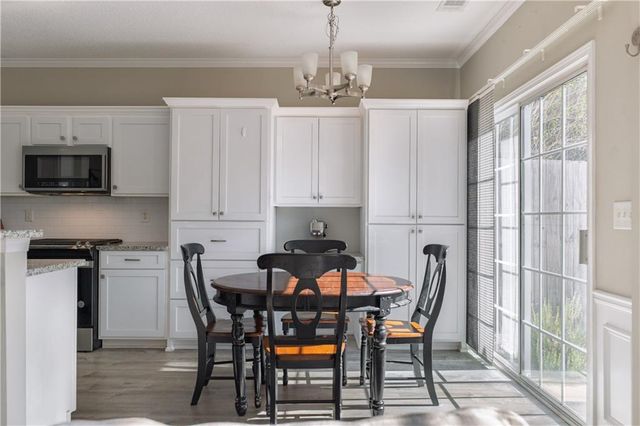 175 Regent Place, Woodstock, GA 30188