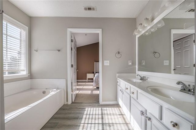 175 Regent Place, Woodstock, GA 30188