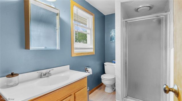 8524 Sleepy Hollow Drive NE, Howland, OH 44484