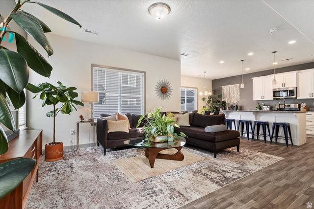 4248 W YUBA PARK CT, Riverton, UT 84096