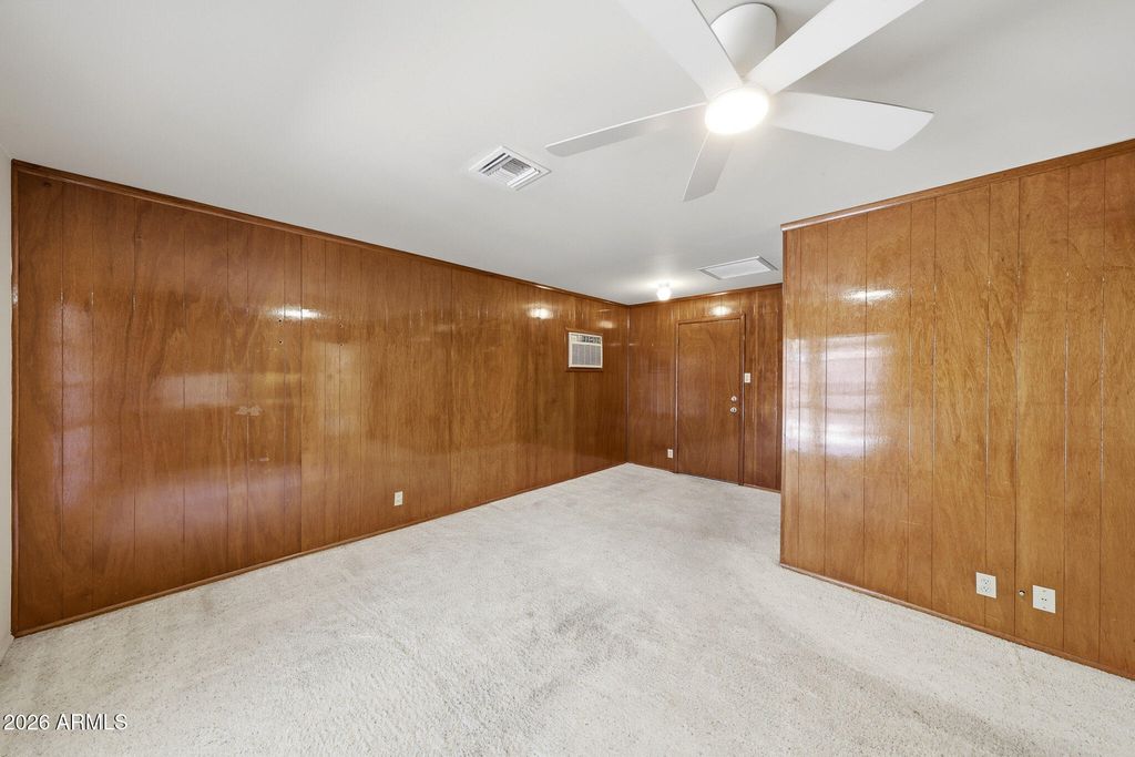 Image 19 of property listing at 6708 N 41ST Lane, Phoenix, AZ 85019