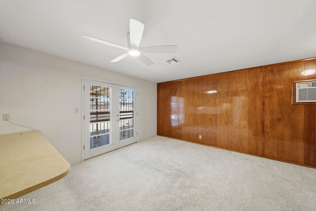 Image 9 of property listing at 6708 N 41ST Lane, Phoenix, AZ 85019