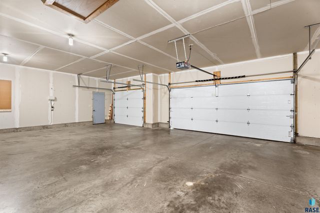 5209 S Mayo Ave Avenue, Sioux Falls, SD 57106