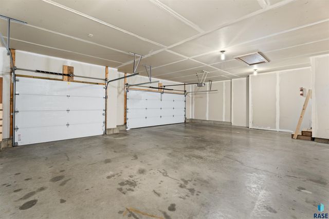 5209 S Mayo Ave Avenue, Sioux Falls, SD 57106